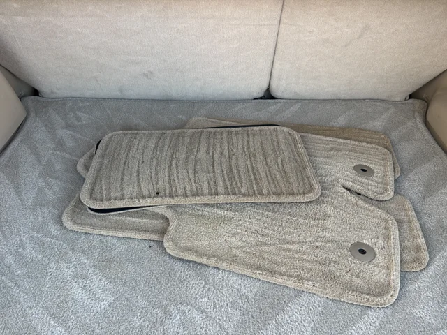 Used 2012 Gold Ford XLT image 29