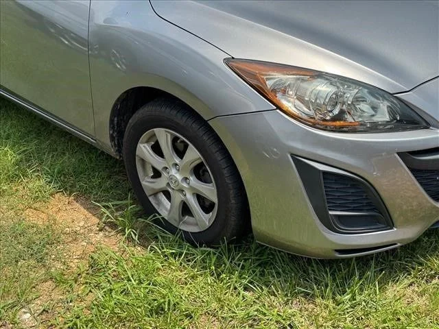 Used 2010 Silver Mazda i Touring image 10