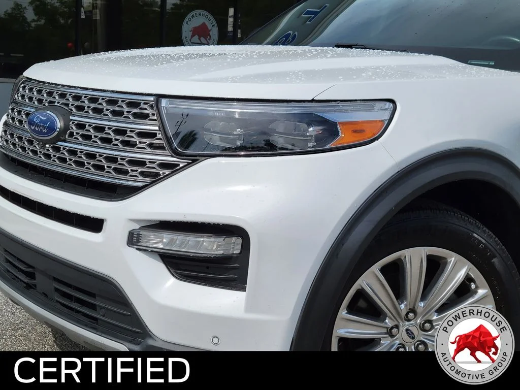 Used 2020 White Ford Limited image 11