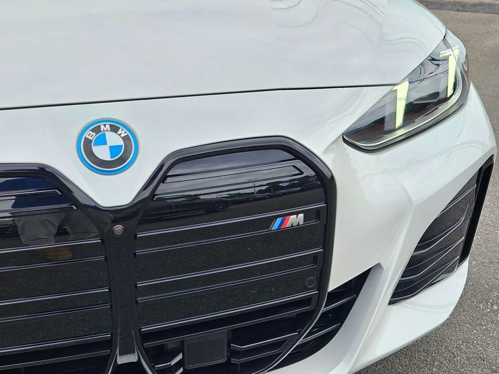 Used 2025 Mineral White Metallic BMW M50 image 10