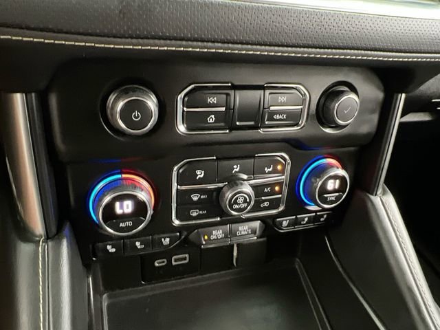 2022 Chevrolet Suburban Premier - Photo 25