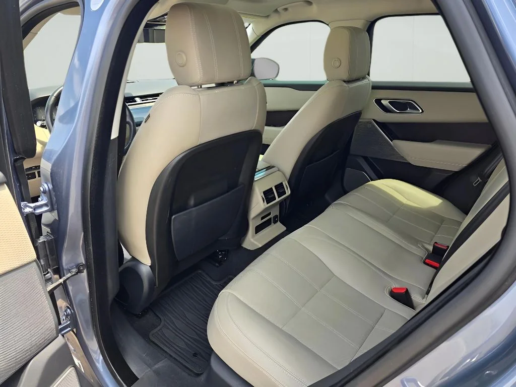 Used 2020 Byron Blue Metallic Land Rover S image 12