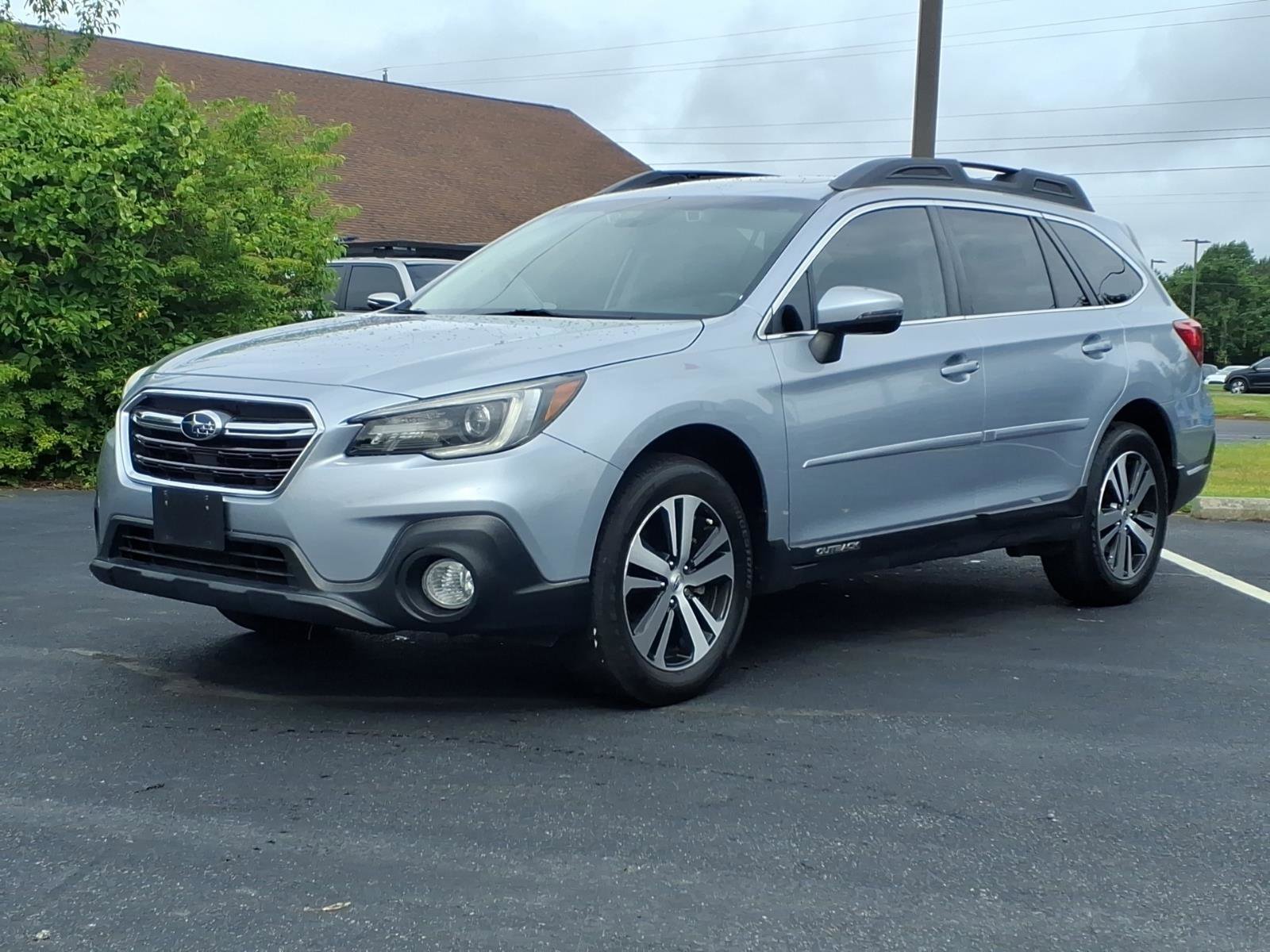 2019 Subaru Outback 2.5i Limited's photo