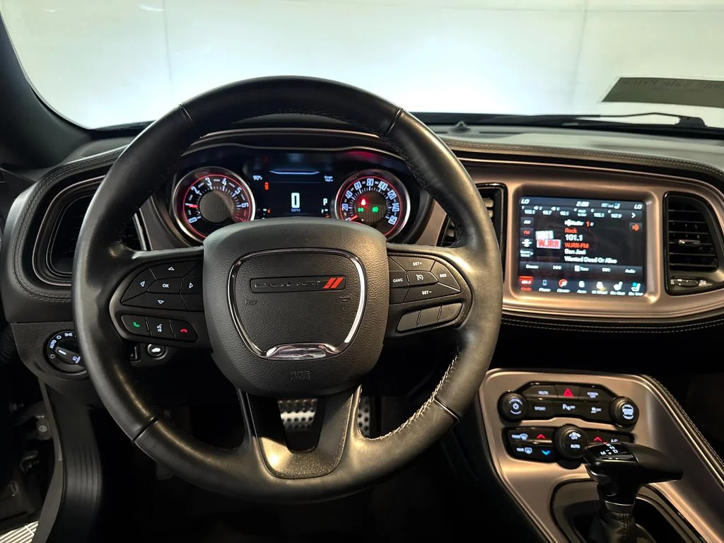 Certified Used 2023 Gray Dodge SXT image 8
