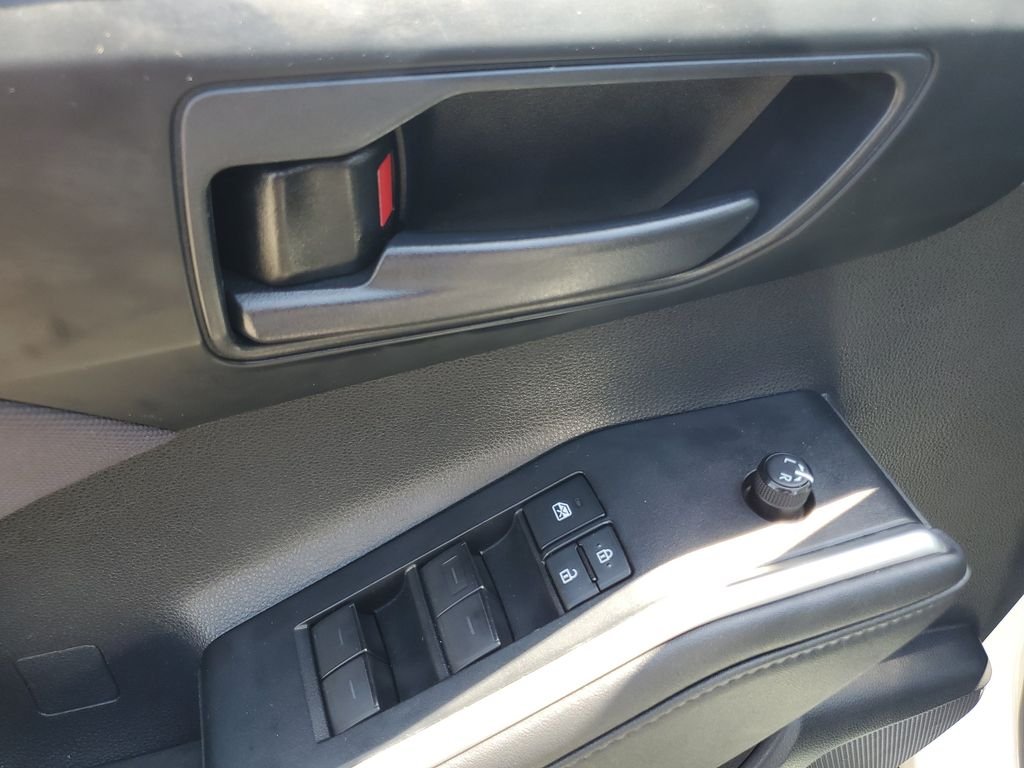 Certified Used 2021 White Toyota L image 20