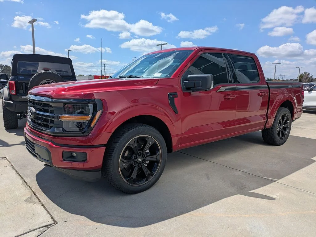 New 2026 Ruby Red Metallic Tinted Clearcoat Ford XLT image 7