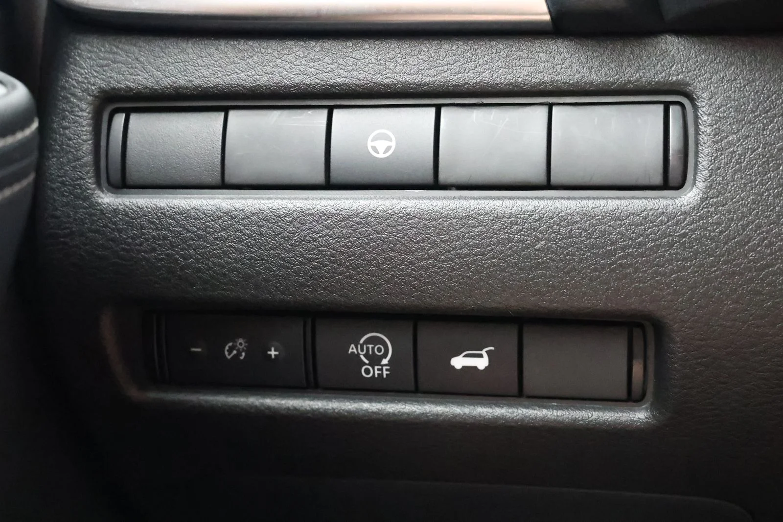 Used 2024 Silver Nissan SV image 24