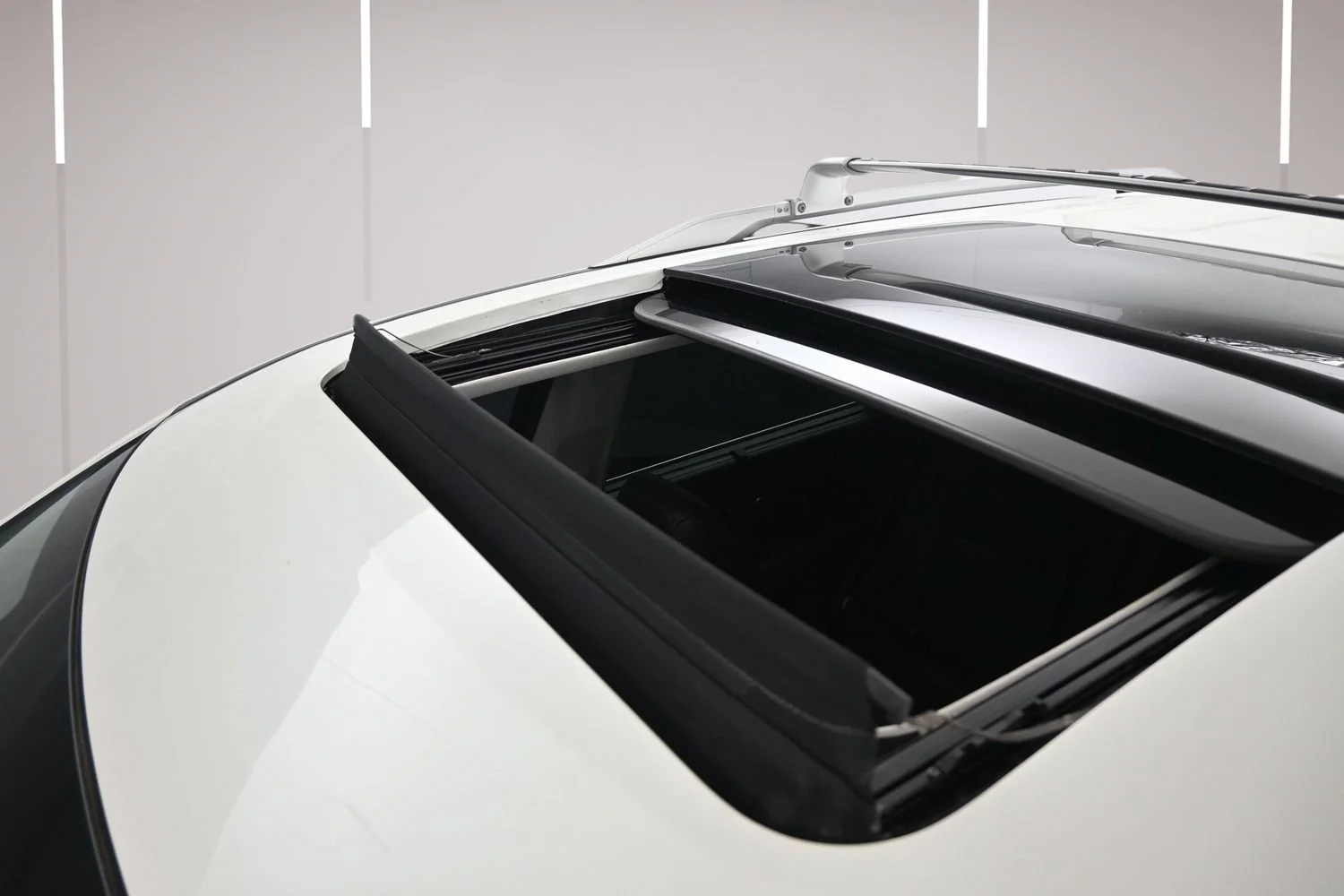 Certified Used 2024 Pearl White Tricoat Nissan SL image 23