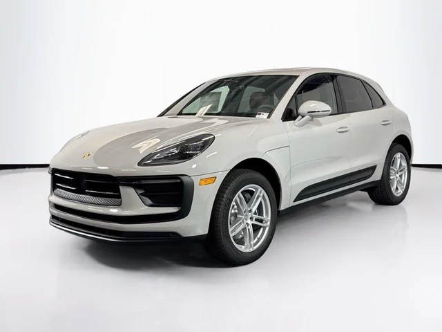 2026 Porsche Macan 