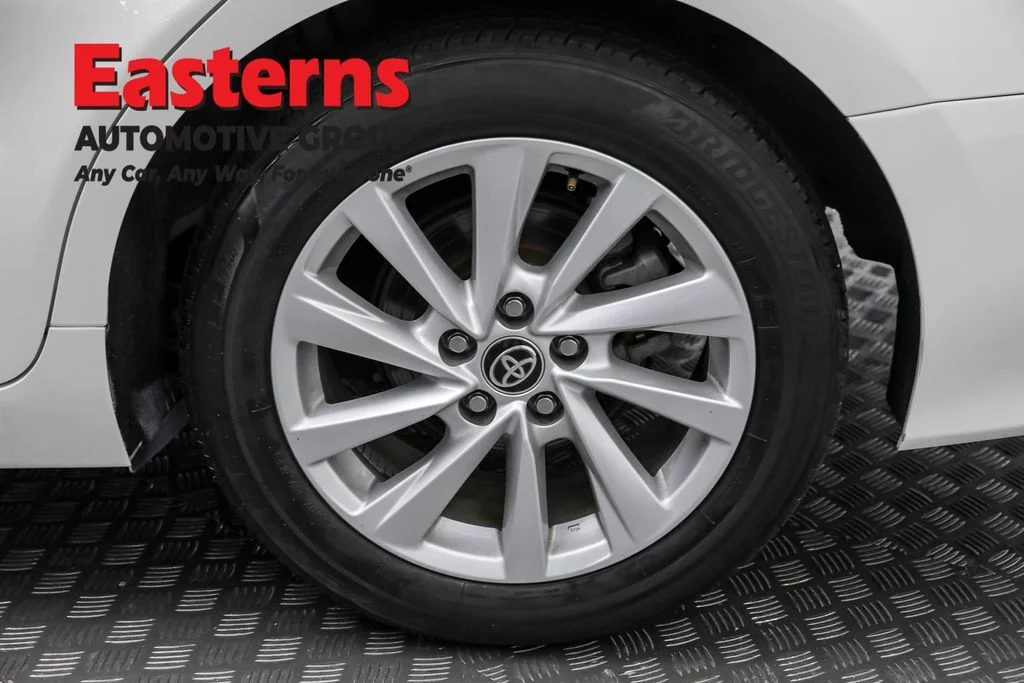 Used 2024 White Toyota LE image 31