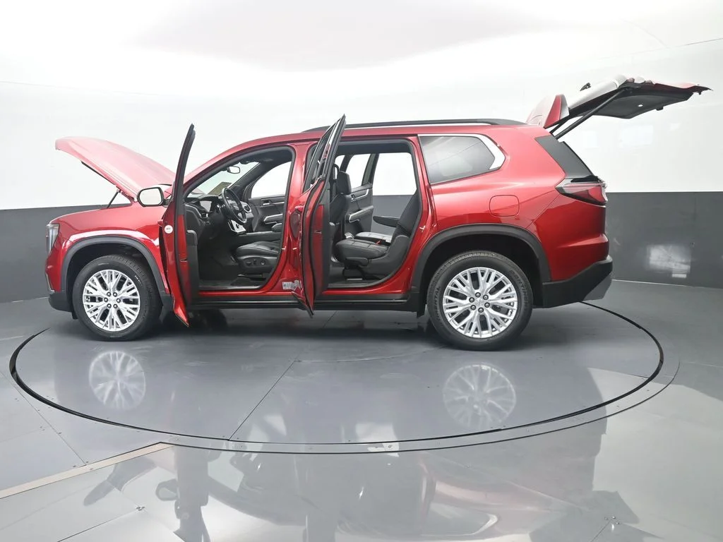 Used 2024 Volcanic Red Tintcoat GMC Elevation image 81