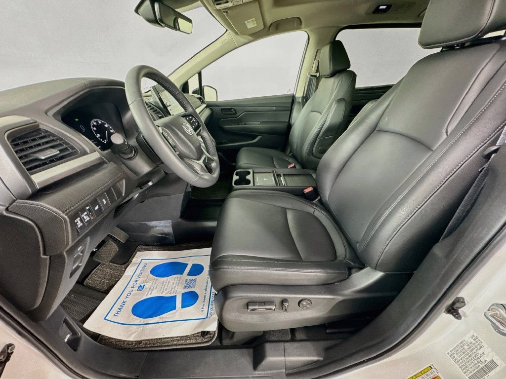 Certified Used 2026 Platinum White Pearl Honda EX-L image 68