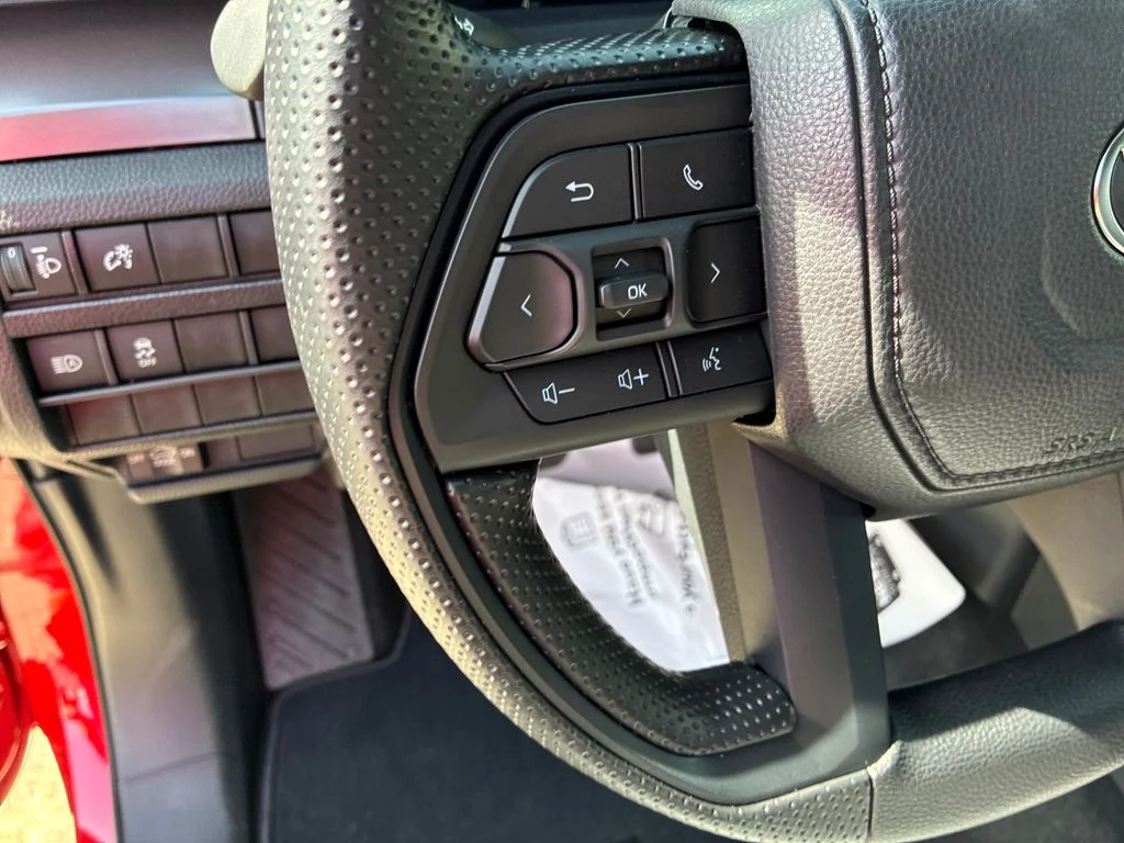 2026 Toyota Tacoma SR5 - Photo 21