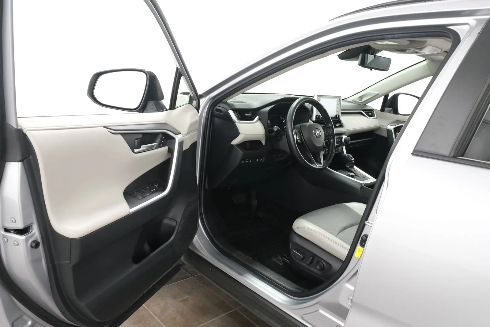 Used 2019 Silver Toyota Limited image 24