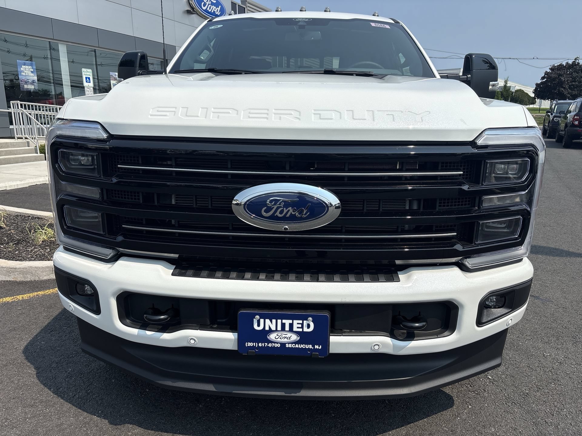New 2026 Star White Metallic Tri-Coat Ford F-350® Platinum® image 31