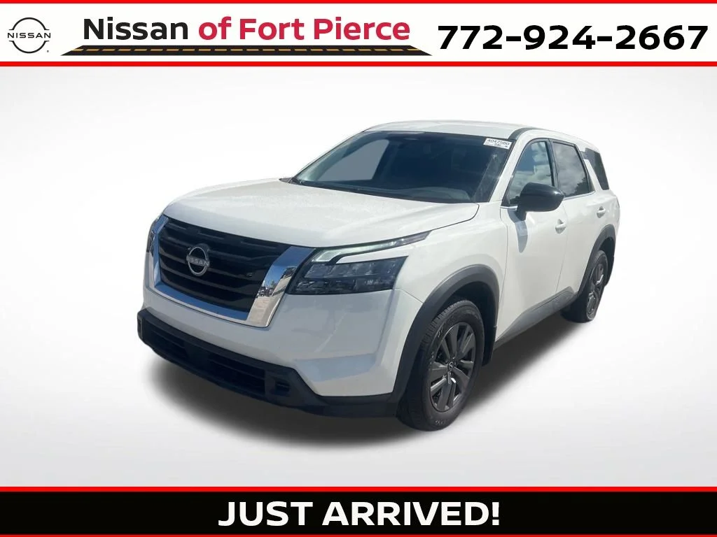 2025 Nissan Pathfinder S 2WD's photo