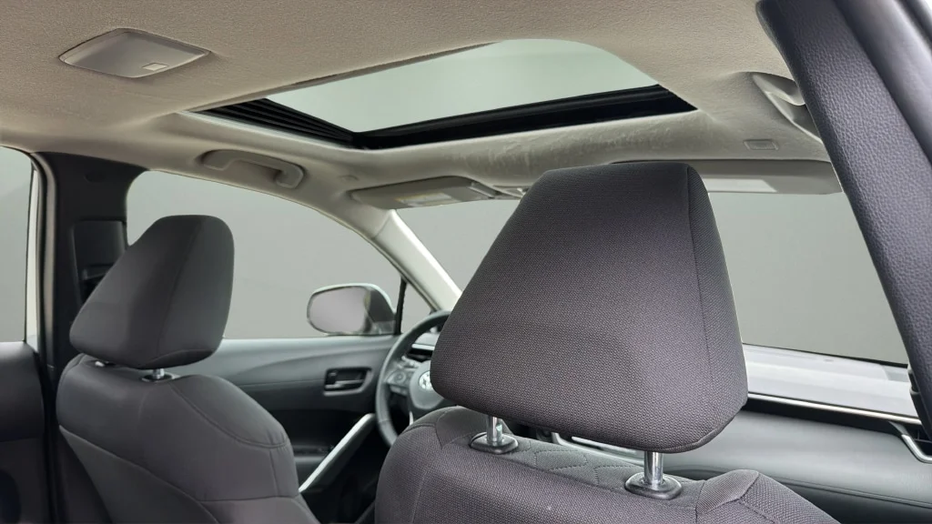 Used 2024 Pearl Toyota LE image 16