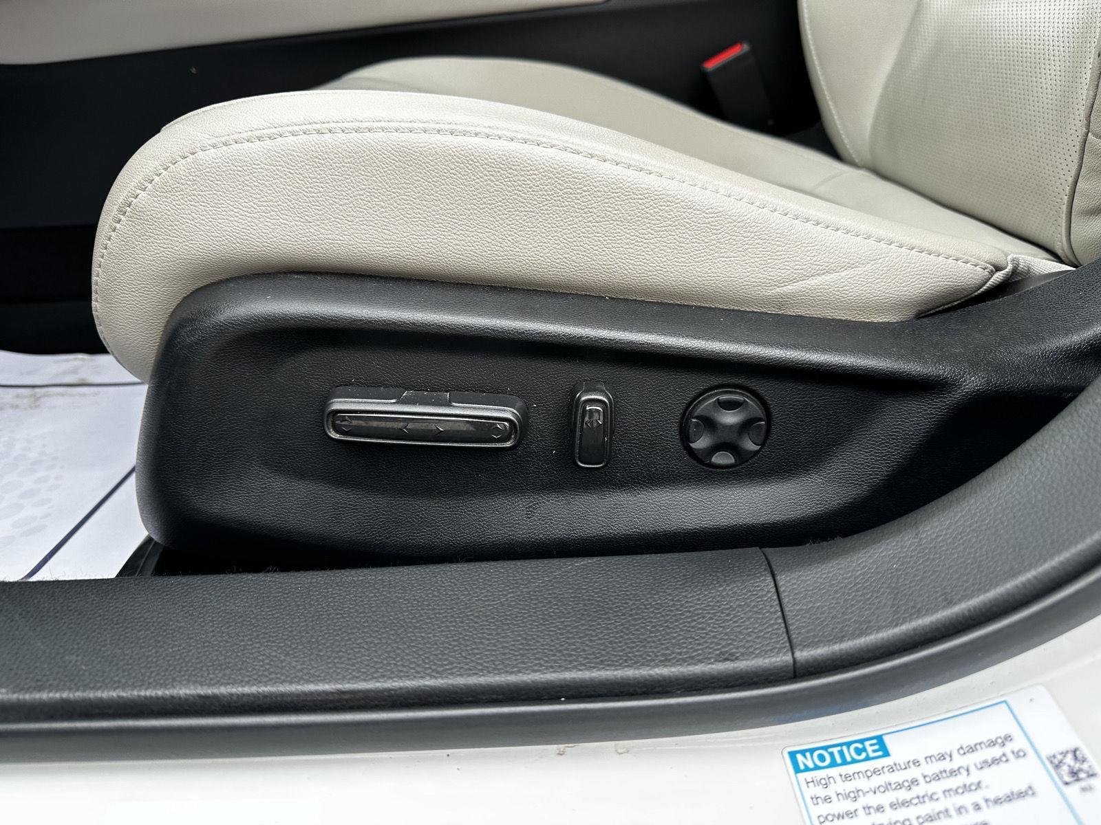 Used 2019 Platinum White Pearl Honda Touring image 8
