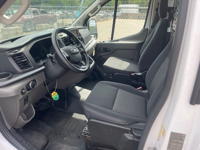 Used 2025 White Ford Base image 3