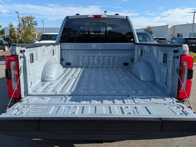 New 2026 Glacier Gray Metallic Tri-Coat Ford F-250® Platinum® image 13