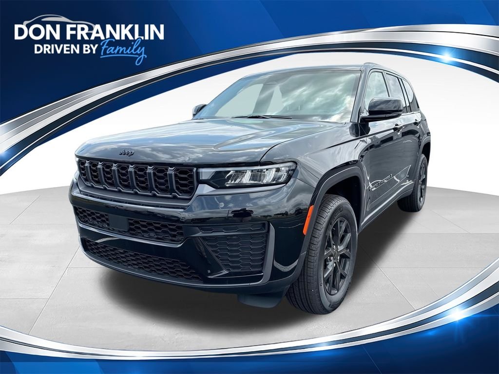 New 2026 Diamond Black Crystal Pearlcoat Jeep Altitude image 1