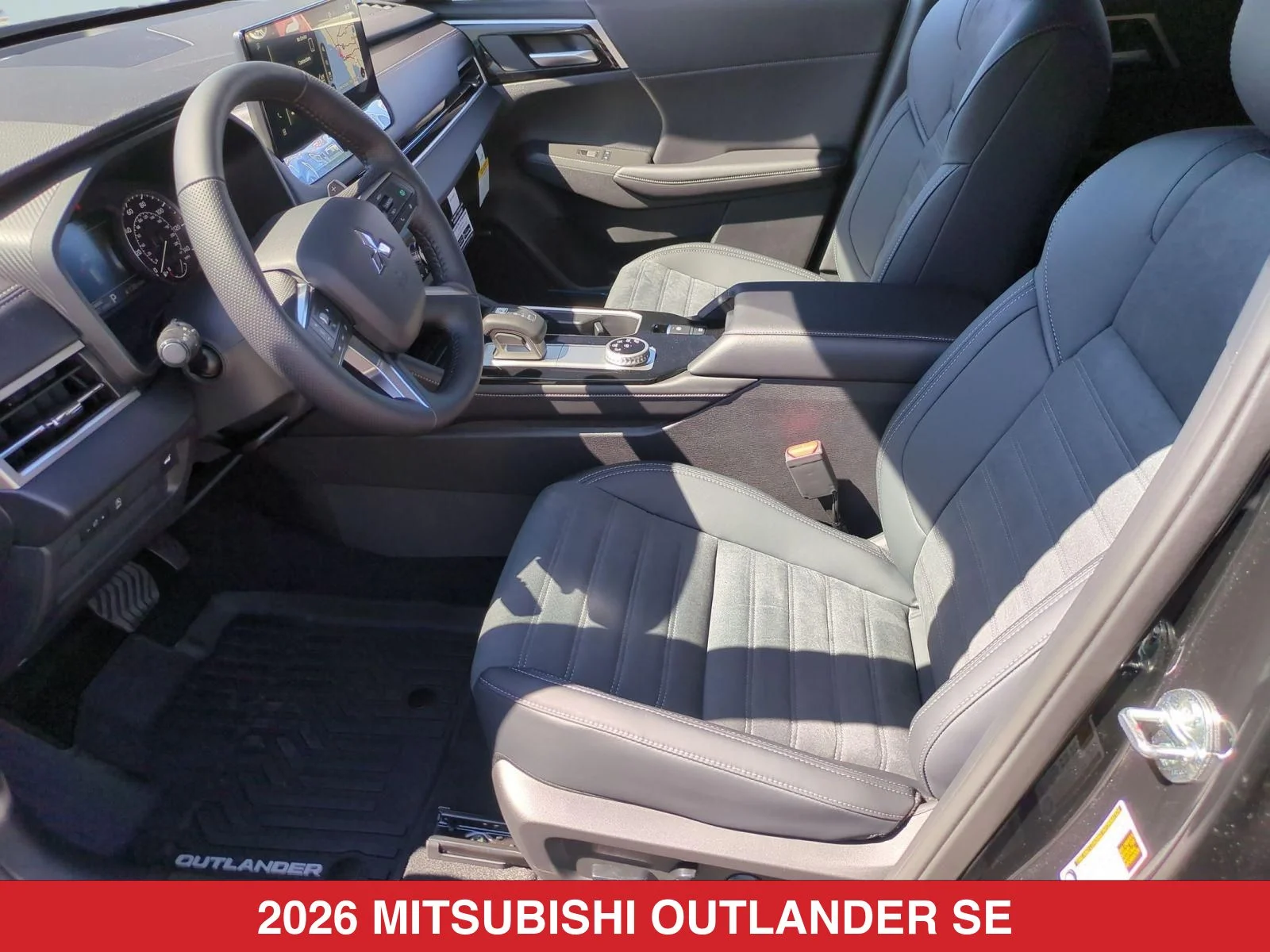 New 2026 Black Mitsubishi SE image 14