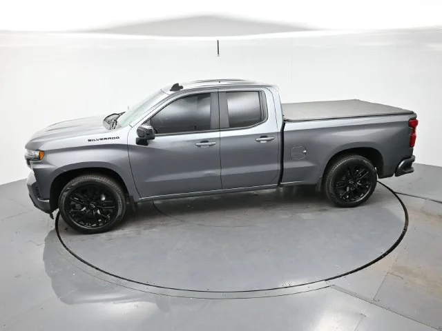 Used 2020 SATIN STEEL METALLIC Chevrolet RST image 33