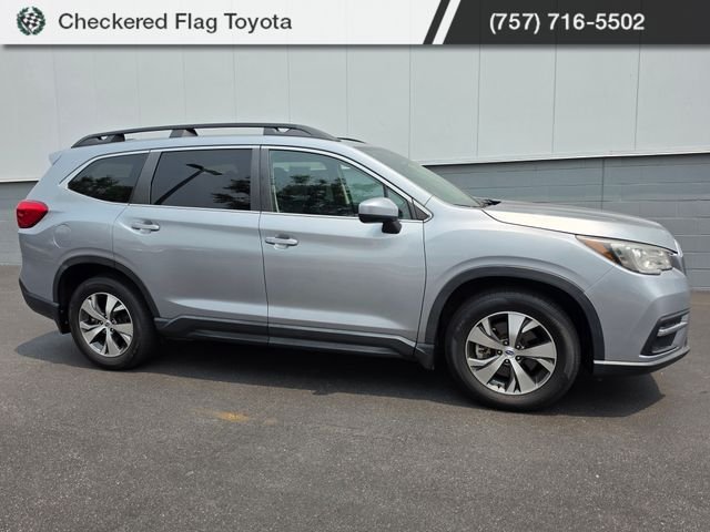 Used 2021 Ice Silver Metallic Subaru Premium image 10
