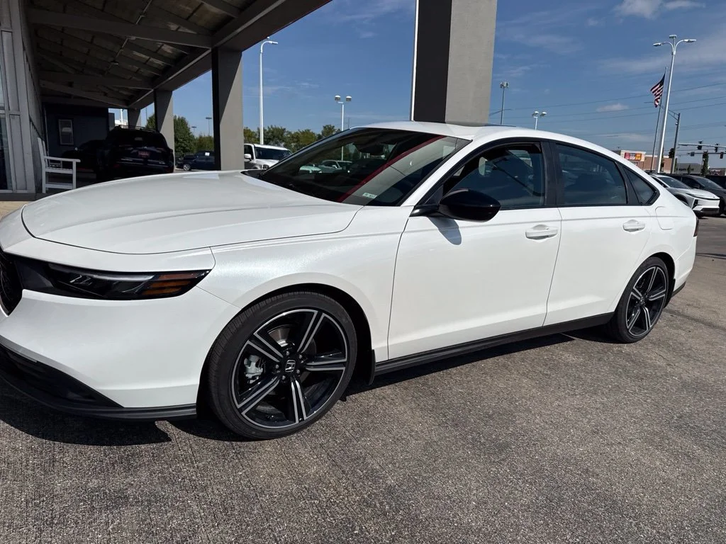 Used 2026  Honda Sport image 10