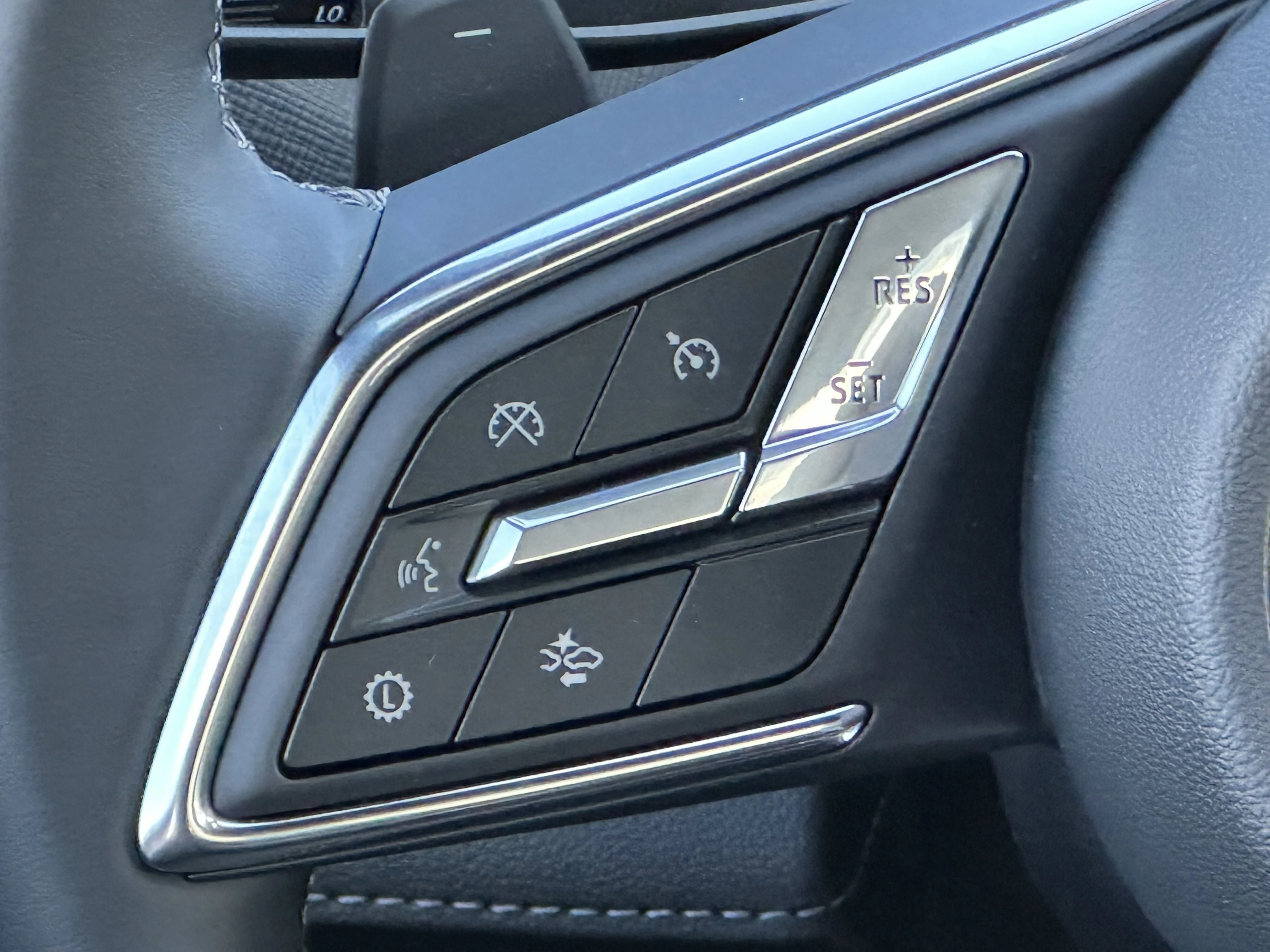 New 2026 Summit White Buick Sport Touring image 12