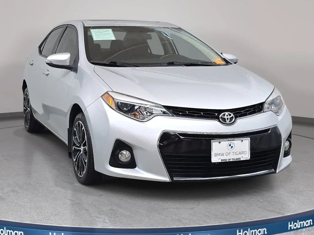 Used 2014 Classic Silver Metallic Toyota S Premium image 3