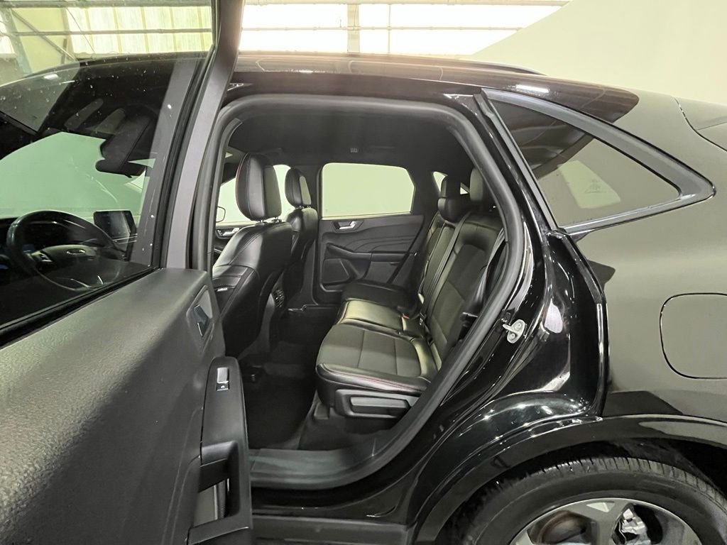 Used 2024 Black Metallic Ford ST-Line image 18