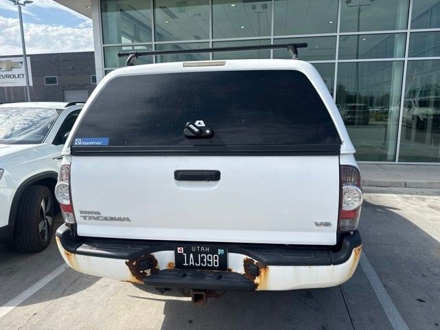 Used 2013 Super White Toyota Base image 7