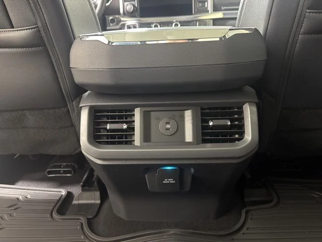 New 2026 Star White Metallic Tri-Coat Ford Lariat image 13