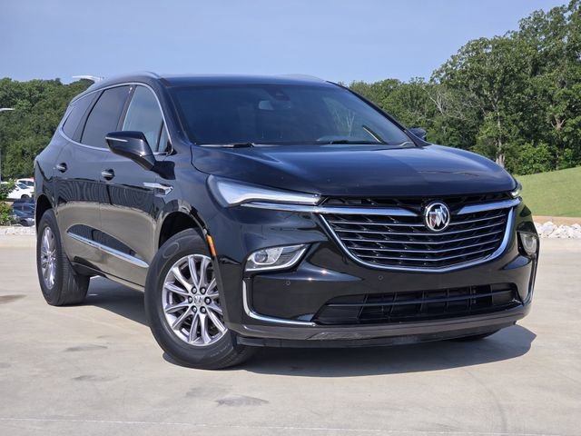 2023 Buick Enclave Essence's photo