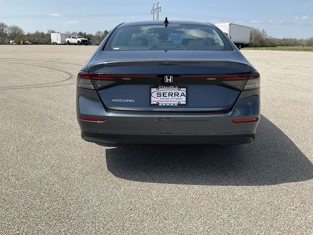 New 2026 Meteorite Gray Metallic Honda SE image 15