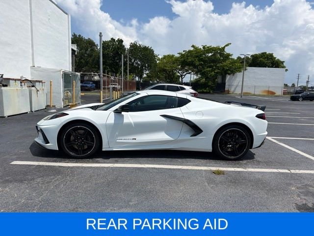 Used 2023 White Chevrolet Stingray image 4