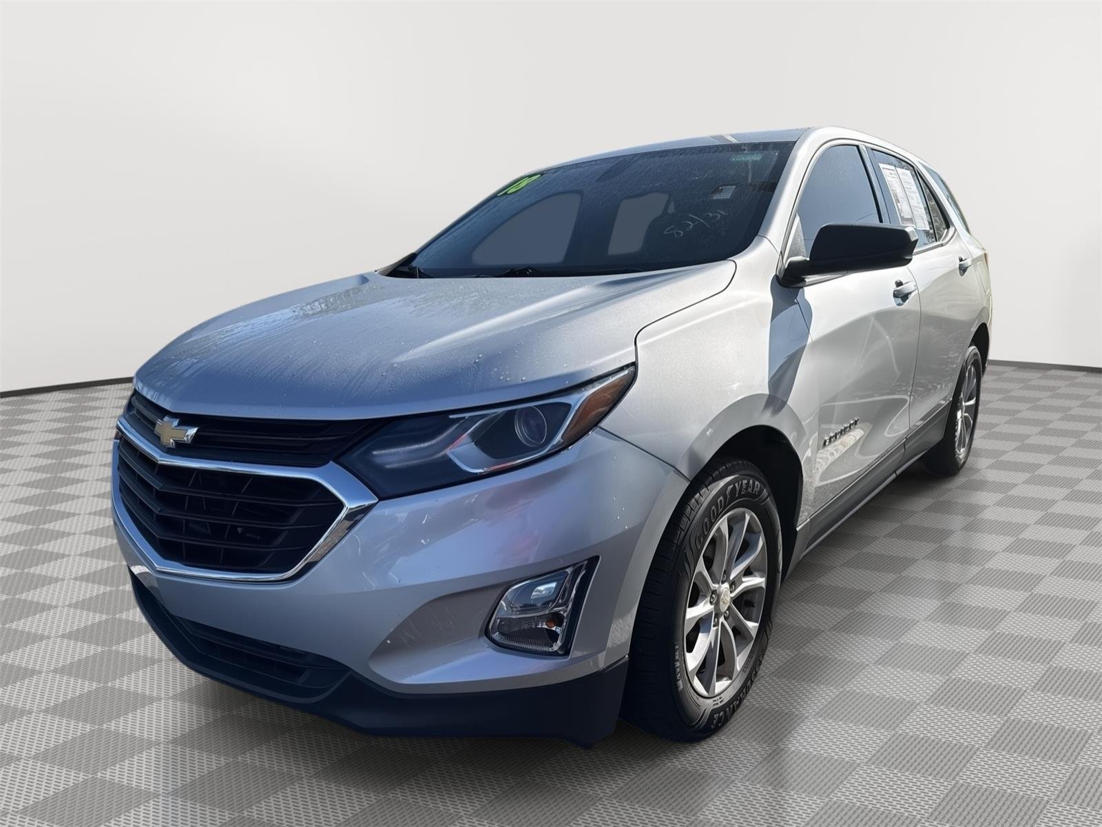 Used 2018 Silver Ice Metallic Chevrolet LS image 9