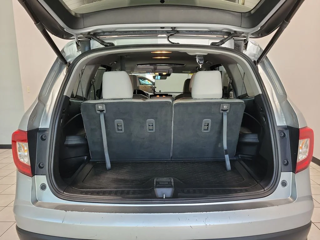 Used 2019  Honda EX-L image 14