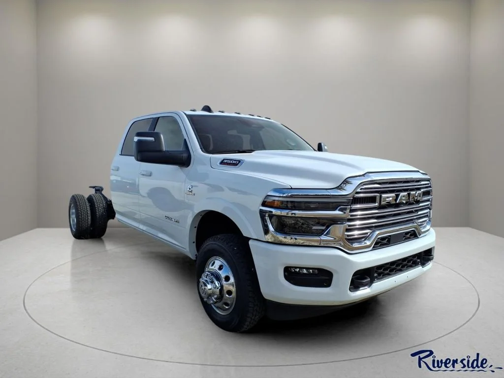 2026 RAM 3500 Big Horn 4X4 Crew Cab's photo