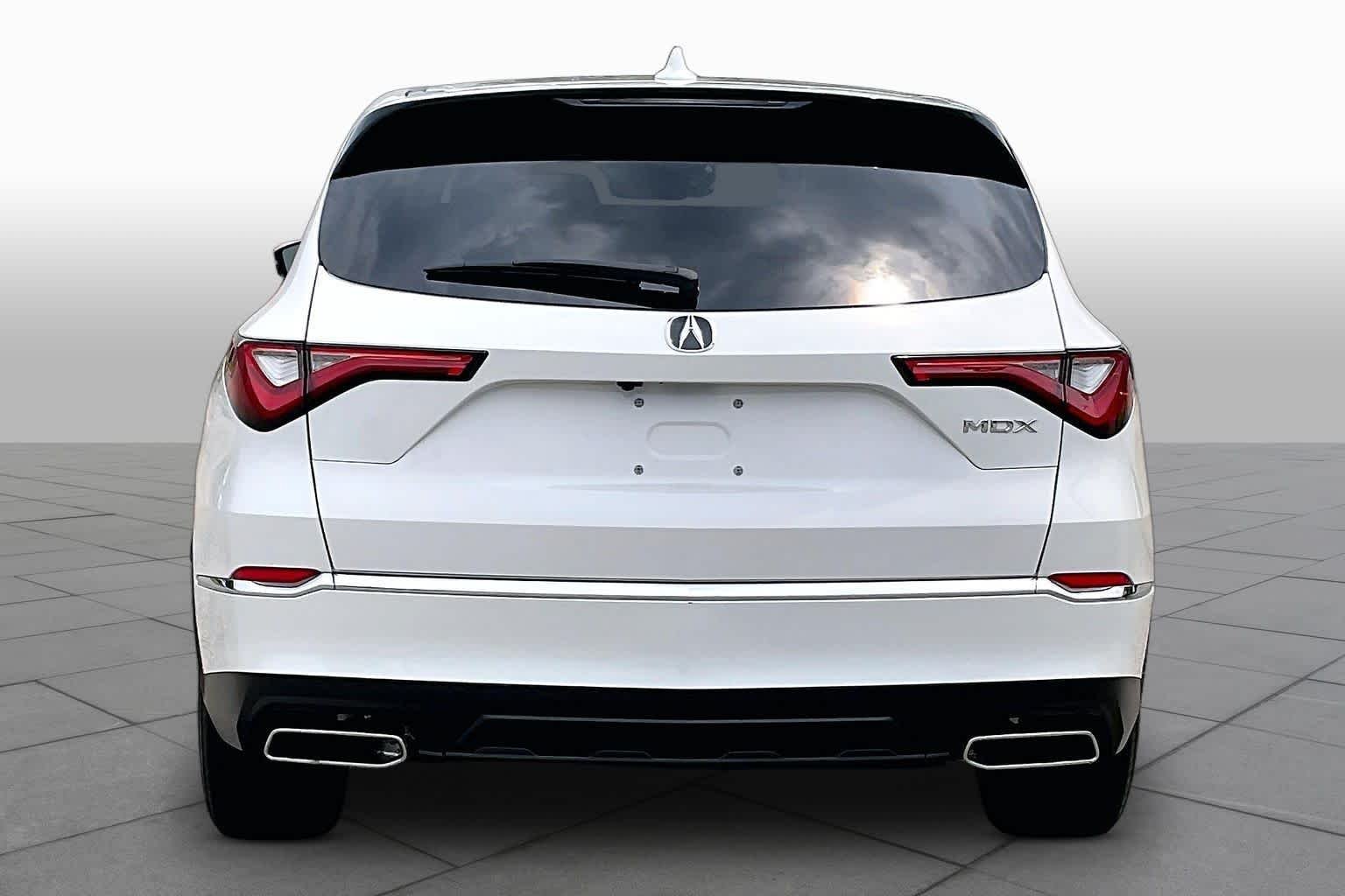 Certified Used 2024 Platinum White Pearl Acura MDX image 5