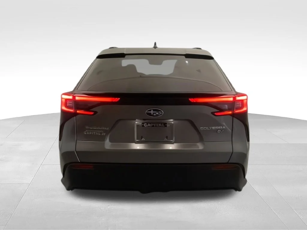 Used 2025 Carbon Subaru Premium image 3
