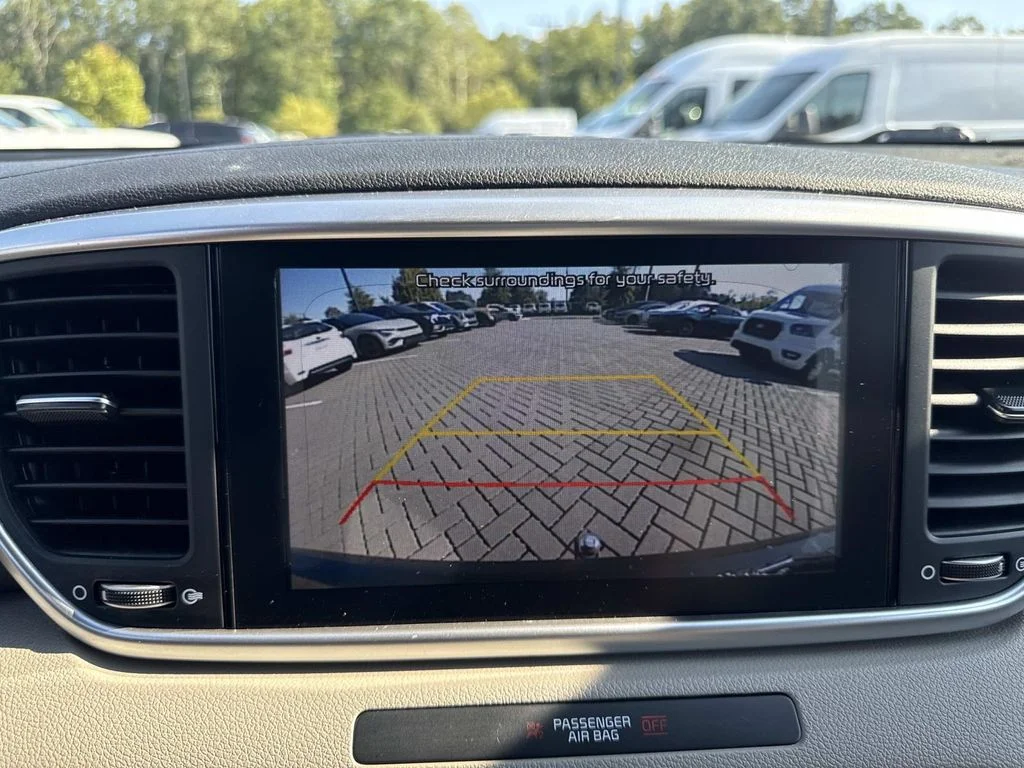 Used 2020 Red Kia LX image 20