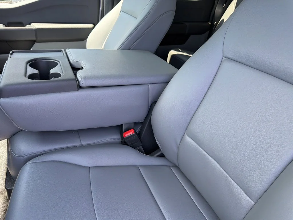 New 2026 Oxford White Ford F-350® XL image 9