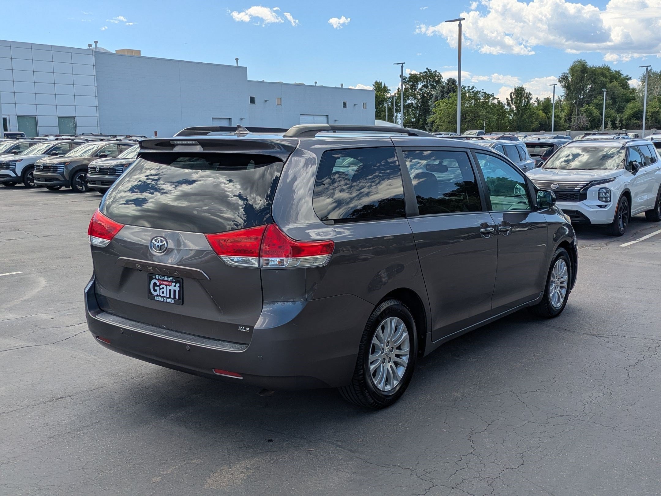 Used 2011 Predawn Gray Mica Toyota XLE AAS image 3