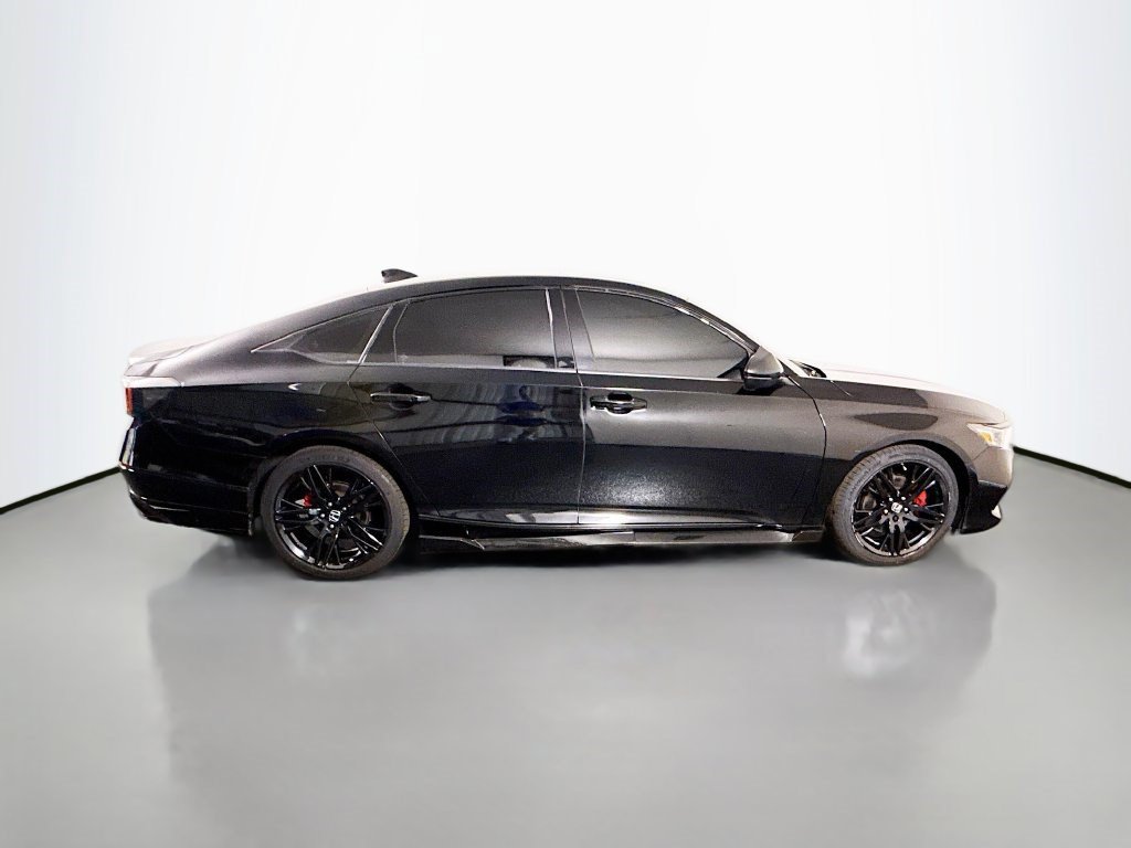 Used 2021 Crystal Black Pearl Honda Touring image 8