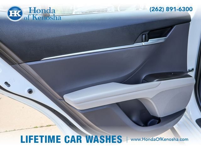 Used 2024 Ice Toyota SE image 22