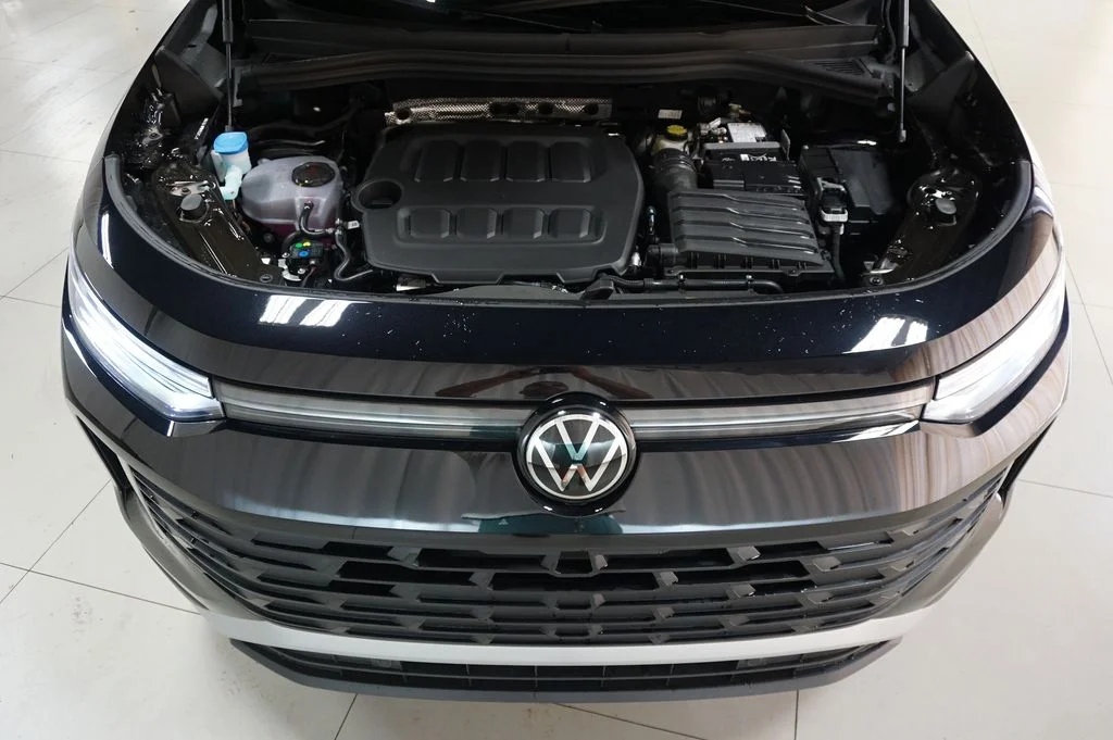 New 2026 Black Volkswagen 2.0T S image 27