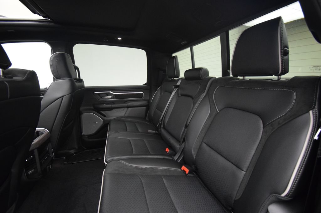 New 2026 Serrano-Green Metallic Exterior Paint RAM Laramie image 38