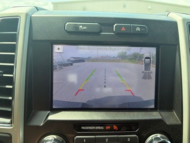 Used 2019 Silver Ford Lariat image 28